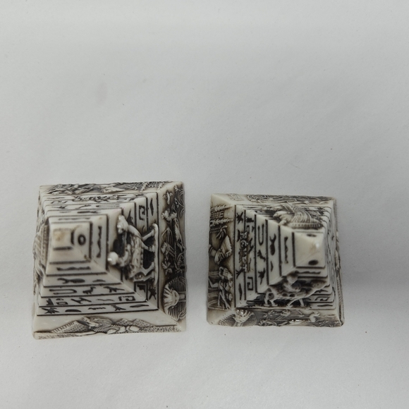 Egyptian Set Of 2 Carved Stone Pyramids With Symbols & Egypt Camels Hieroglyphic - Picture 5 of 9